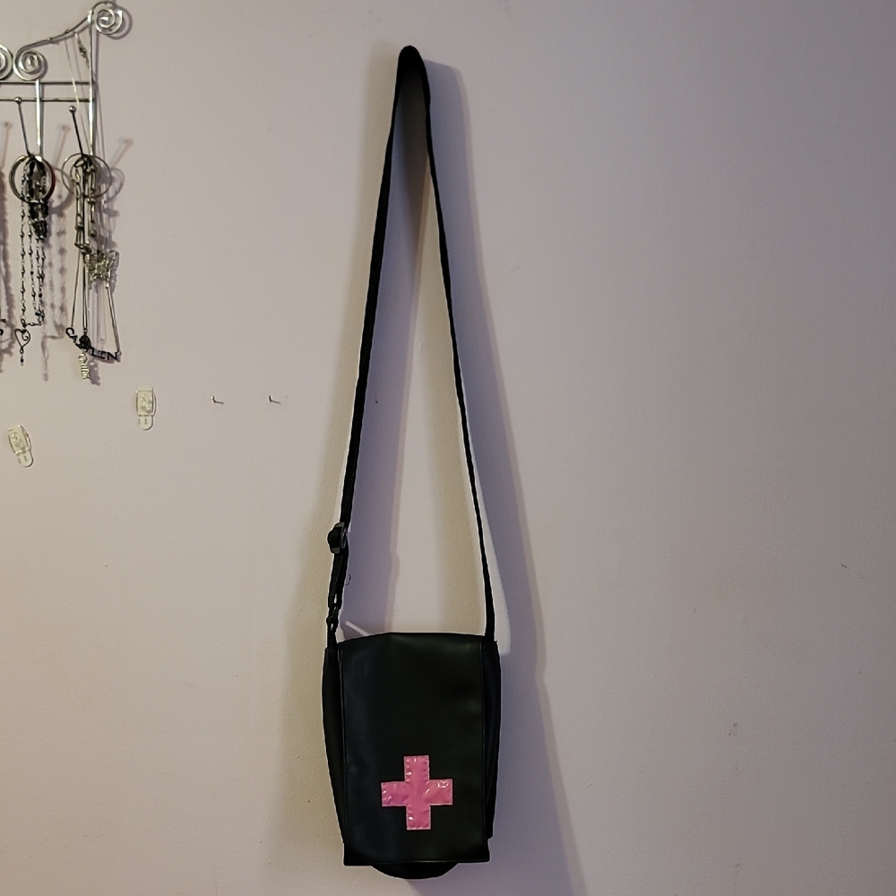 Fleurtje Black Bag with Pink Cross